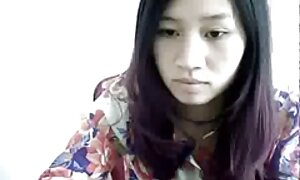 夫fucks妻と大きな胸にソファと変更ポーズ一つずつ 鈴木 一徹 潮吹き 動画