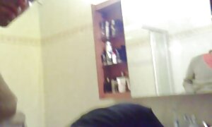 大きなおっぱいを持つ母 女の子 用 アダルト 動画