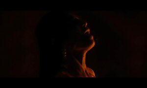 椅子の上でクソ 女の子 用 av 動画