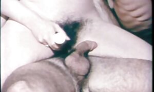 従順な女の子と階段でペニスを吸う 女性 が 見 たい 無料 エロ 動画